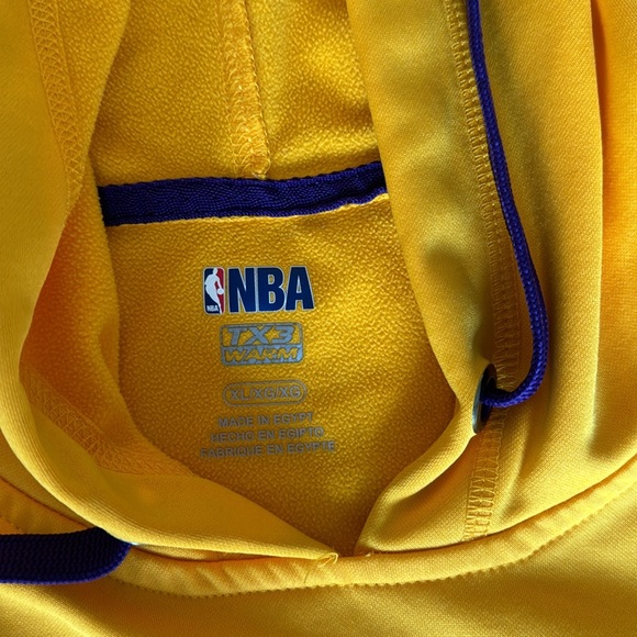 Excellent condition, worn once lakers hoodie - Picture 2 of 2